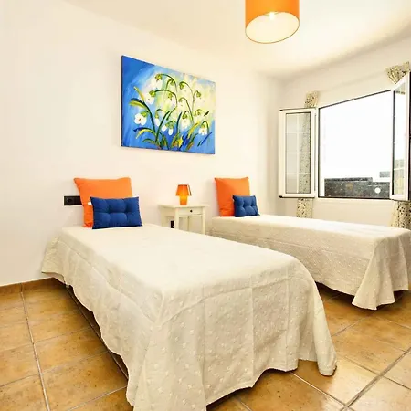 Villa Loros *